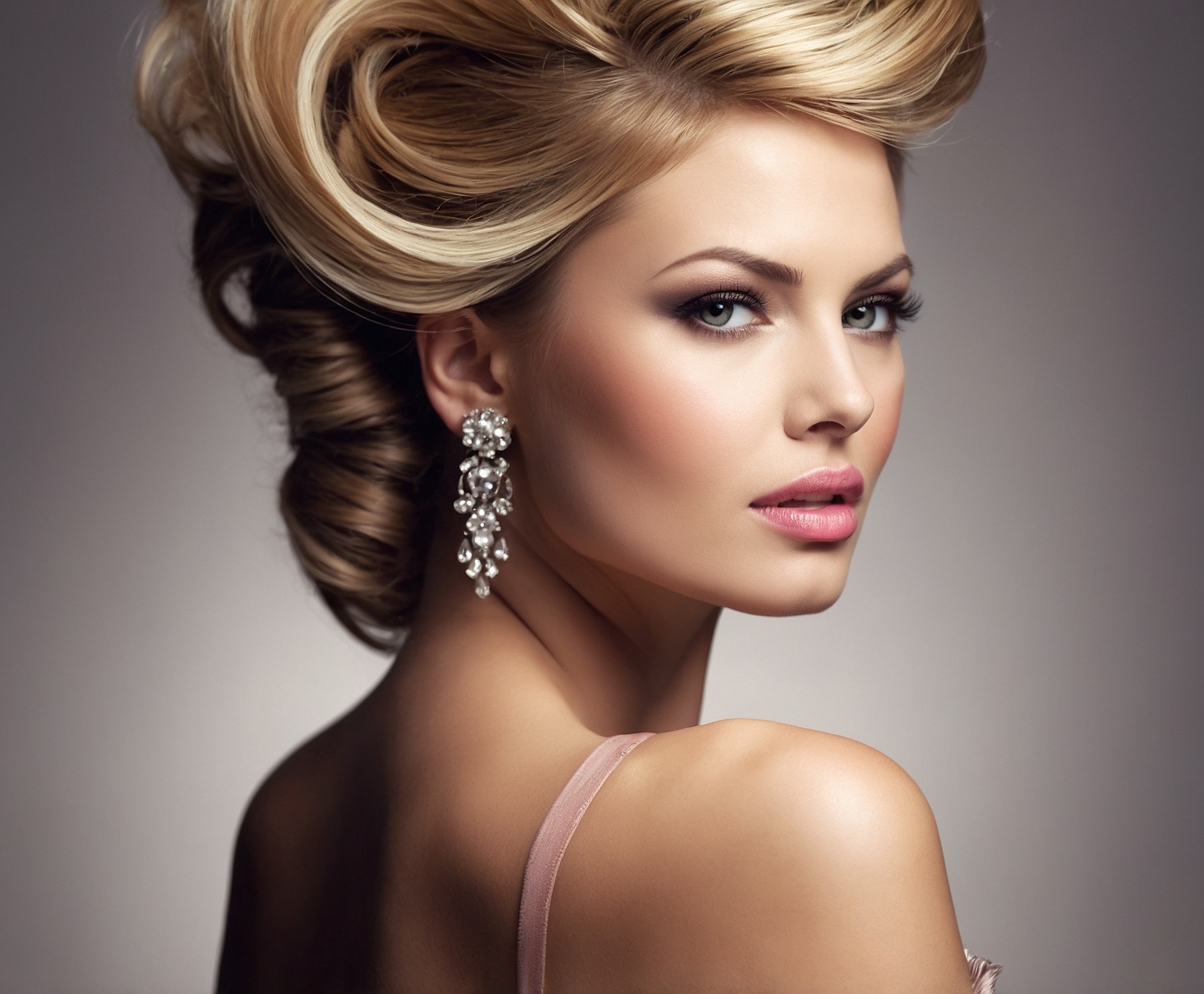 Cambio de look profesional para hombres y mujeres.